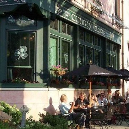 ميلووكي County Clare Inn المظهر الخارجي الصورة