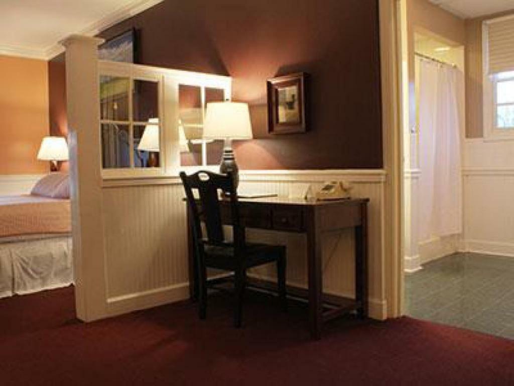 ميلووكي County Clare Inn الغرفة الصورة